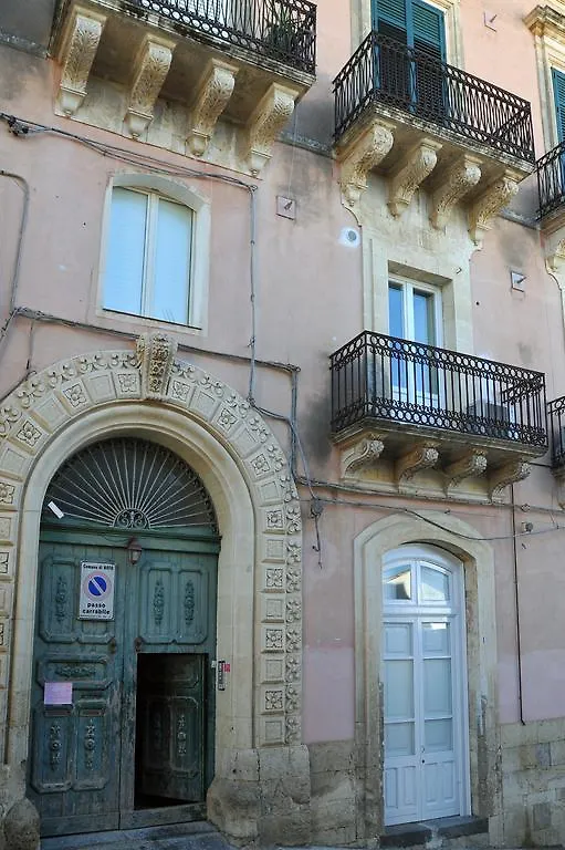 Kalote' On The Roof Apartments Noto