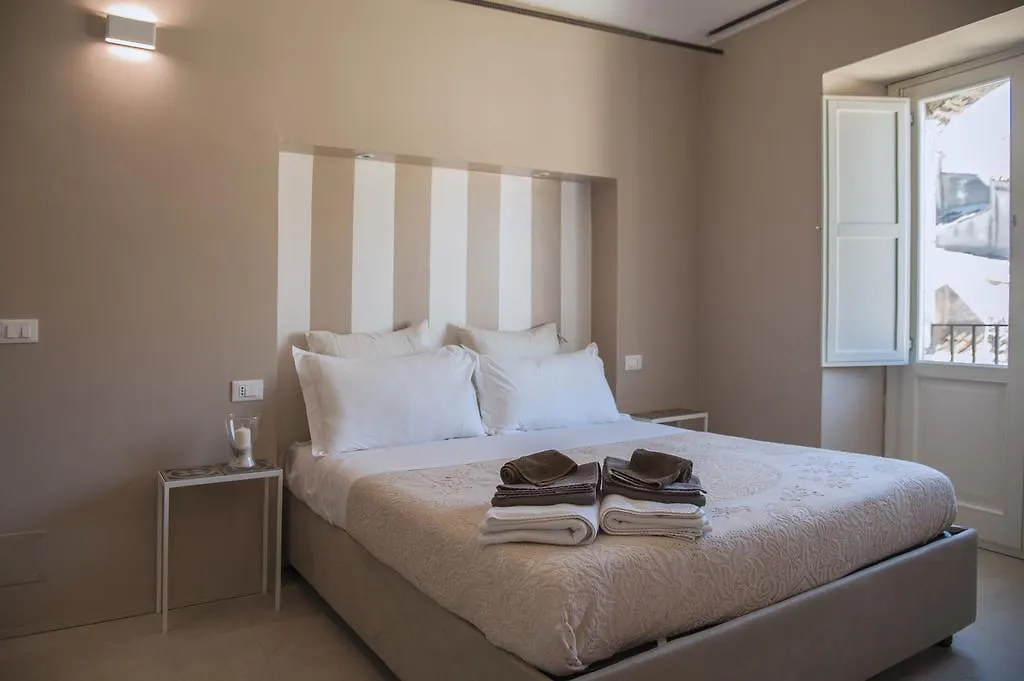 Kalote' On The Roof Apartments Noto 0*,